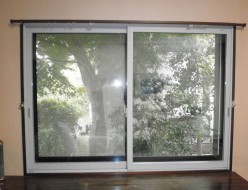 インプラス　二重窓