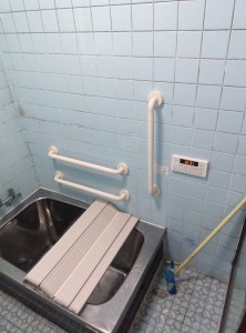 浴槽手摺